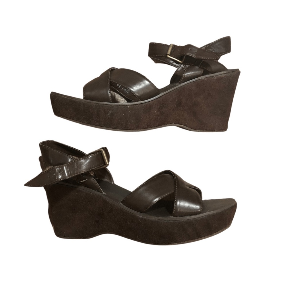 Y2K chunky sandals